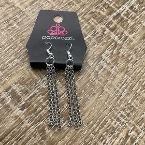 Jewelry - Paparazzi earrings